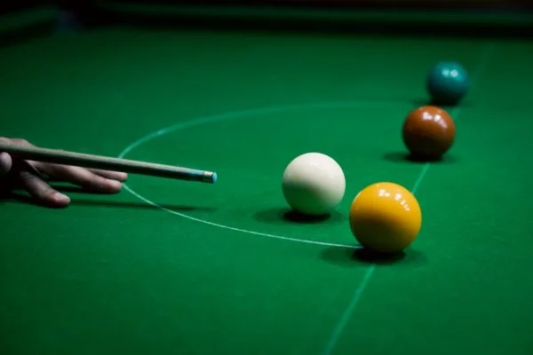 snooker cue ball